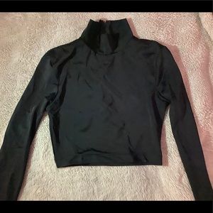 Long sleeve spandex crop top